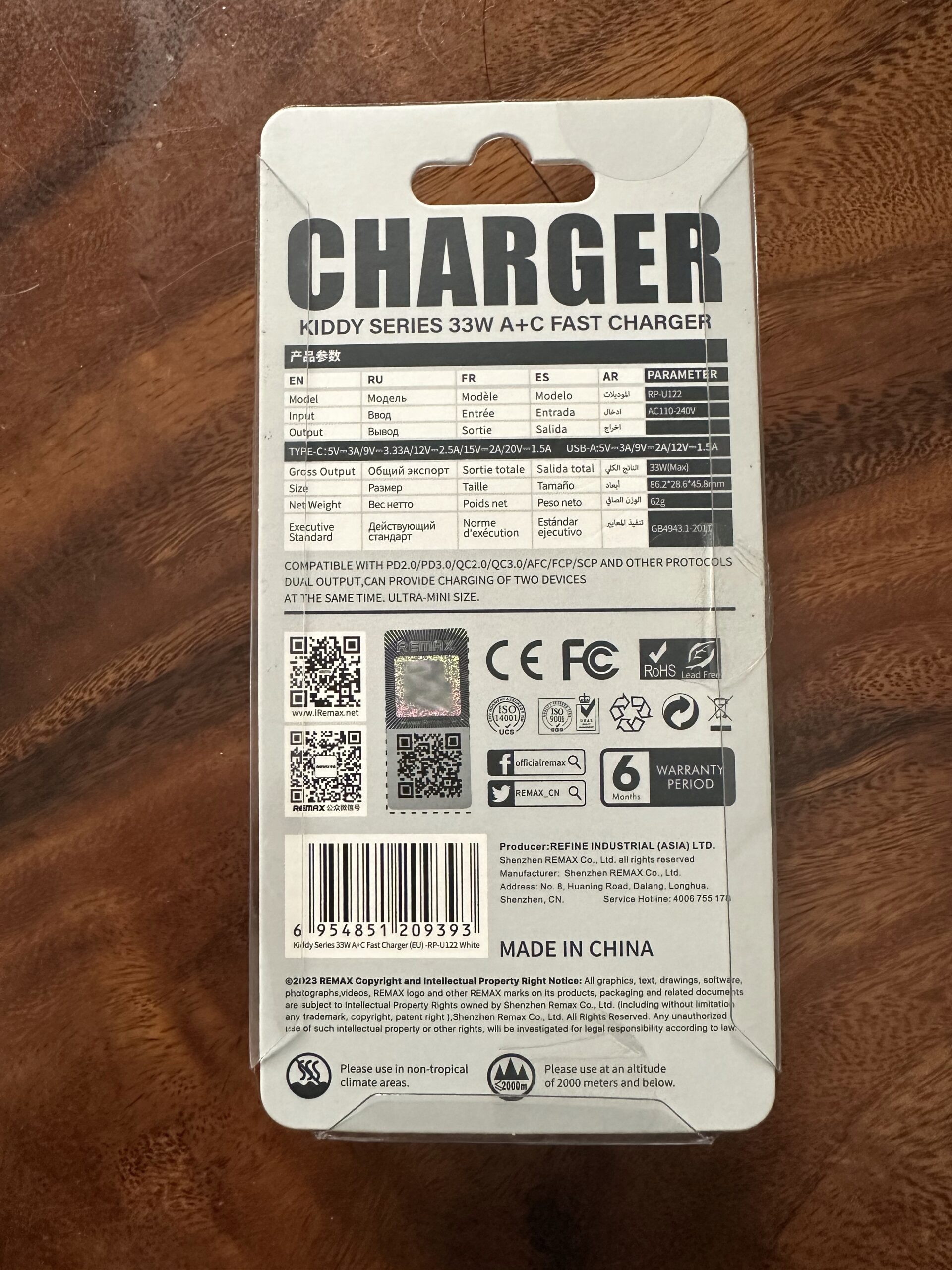 Củ sạc Remax RP-U122 chân tròn